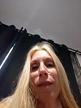 Ina HotX online show from 12.08.24