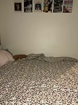 Snapshot of milkyhonybaby chatting on 02.24.26 milkyhonybaby online show from 02.24.26