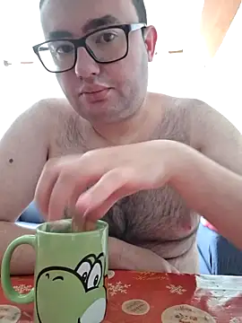 Snapshot of Javier_bear chatting on 05.16.26 Javier bear online show from 05.16.26