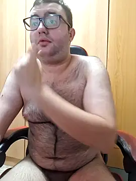 Snapshot of Javier_bear chatting on 05.31.26 Javier bear online show from 05.31.26