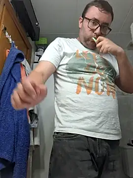 Javier bear online show from 06.22.26
