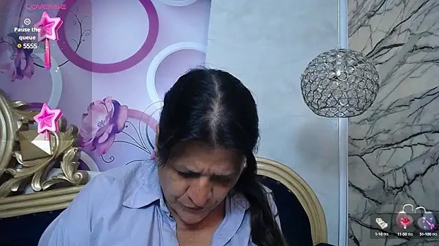 Snapshot of karito_mature17 chatting on 03.01.25 karito mature17 online show from 03.01.25