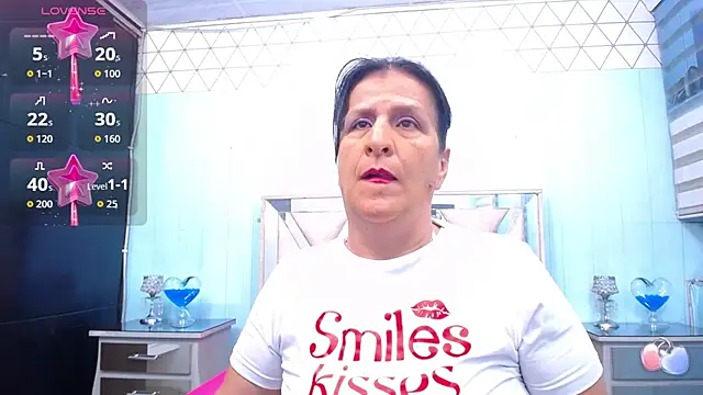 Snapshot of karito_mature17 chatting on 10.11.25 karito mature17 online show from 10.11.25