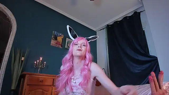 LillyAmore online show from 03.12.26