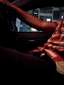 Snapshot of desi_strip_alfa chatting on 12.17.24 desi strip alfa online show from 12.17.24