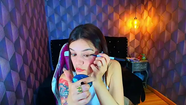 LiaHarryis online show from 04.02.26