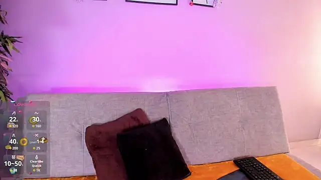 Snapshot of cinnamon_kyla chatting on 12.23.24 cinnamon kyla online show from 12.23.24