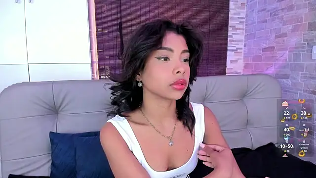 Snapshot of cinnamon_kyla chatting on 03.17.25 cinnamon kyla online show from 03.17.25