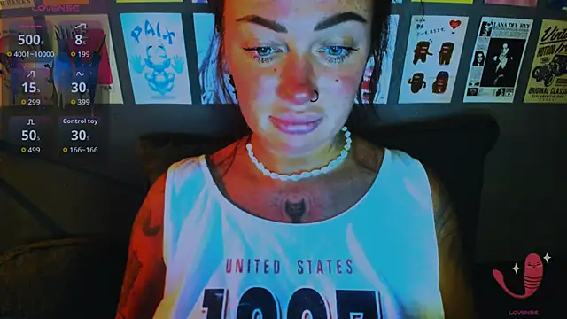 EllieOz online show from 04.08.26