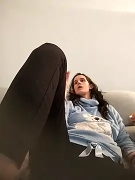 LauraBaby online show from 10.08.25