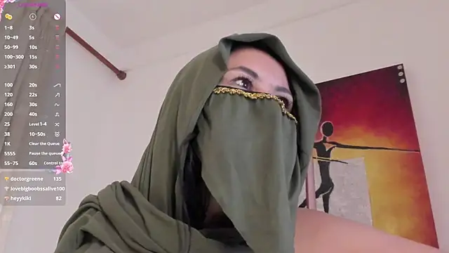 Snapshot of Amina_hafsa chatting on 01.20.25 Amina hafsa online show from 01.20.25