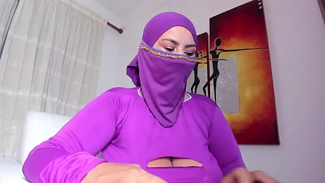 Snapshot of Amina_hafsa chatting on 02.26.25 Amina hafsa online show from 02.26.25