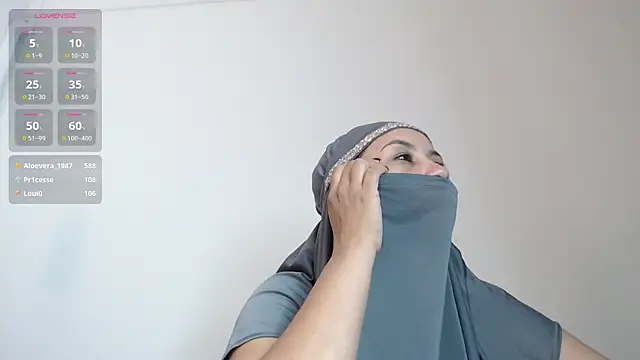 Snapshot of Amina_hafsa chatting on 03.17.25 Amina hafsa online show from 03.17.25
