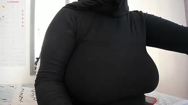 Amina hafsa online show from 03.13.26