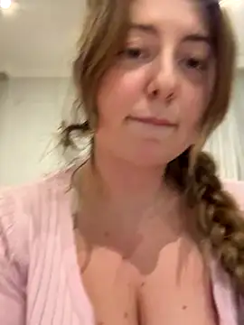 curvyflawless online show from 11.21.25