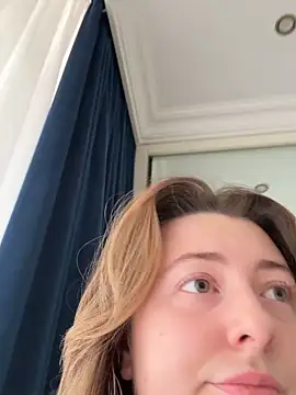 curvyflawless online show from 12.05.25