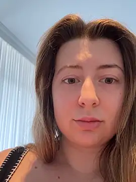 curvyflawless online show from 02.06.26