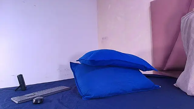 arl chloee online show from 09.20.25