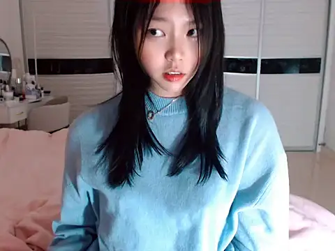 Snapshot of -Lucky_Girl chatting on 01.07.25 -Lucky Girl online show from 01.07.25