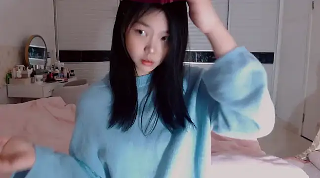 Snapshot of -Lucky_Girl chatting on 01.11.25 -Lucky Girl online show from 01.11.25