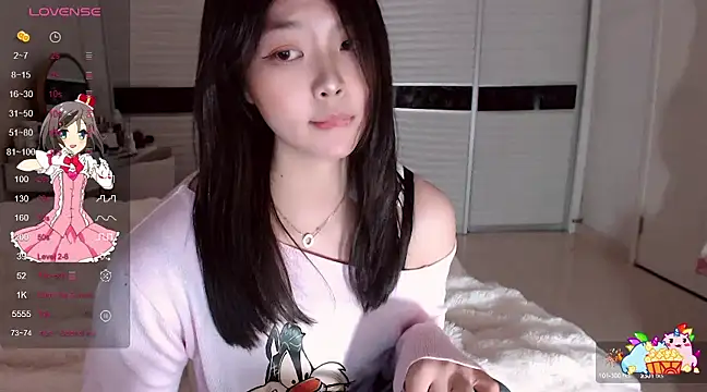 Snapshot of -Lucky_Girl chatting on 02.15.25 -Lucky Girl online show from 02.15.25