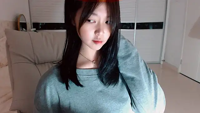 Snapshot of -Lucky_Girl chatting on 09.12.25 -Lucky Girl online show from 09.12.25