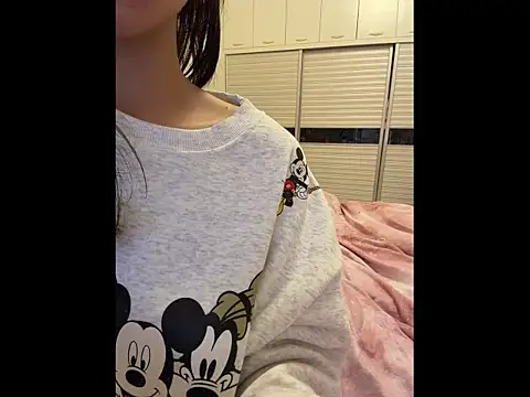 -Lucky Girl online show from 03.28.26