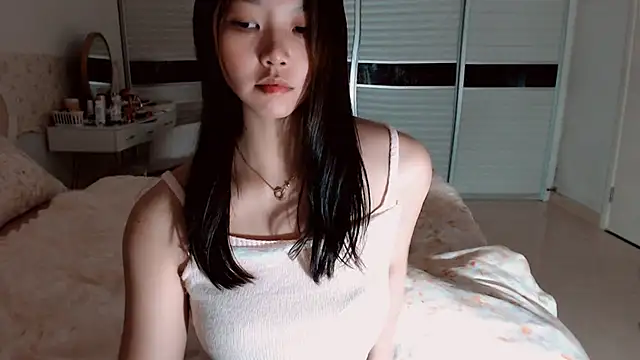 -Lucky Girl online show from 05.10.26