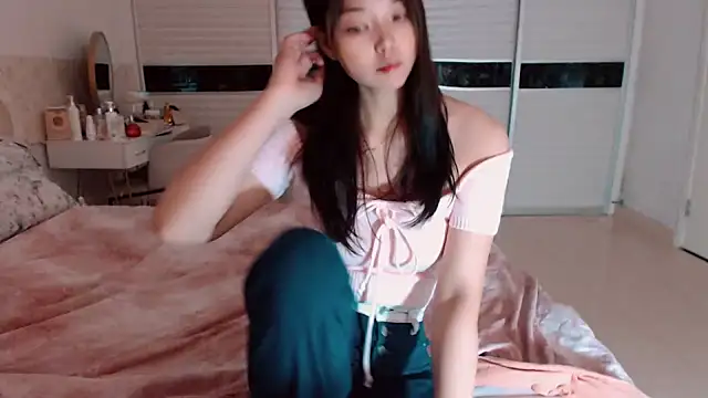 Snapshot of -Lucky_Girl chatting on 07.28.26 -Lucky Girl online show from 07.28.26