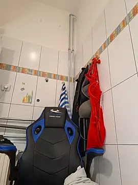 Jassiundich2 online show from 02.04.26