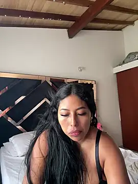 emmyjhonson07 online show from 07.16.26