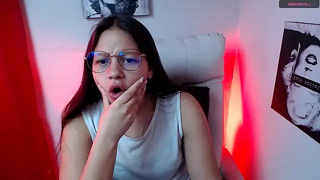 Snapshot of SamanthaRoldaan chatting on 01.21.25 SamanthaRoldaan online show from 01.21.25