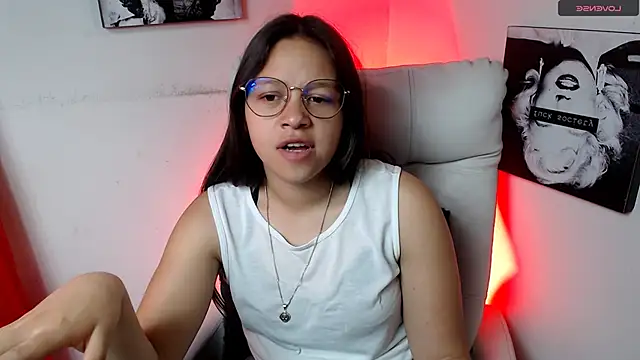 Snapshot of SamanthaRoldaan chatting on 01.21.25 SamanthaRoldaan online show from 01.21.25