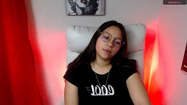 Snapshot of SamanthaRoldaan chatting on 01.30.25 SamanthaRoldaan online show from 01.30.25