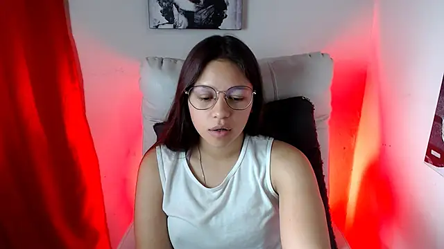 Snapshot of SamanthaRoldaan chatting on 01.31.25 SamanthaRoldaan online show from 01.31.25