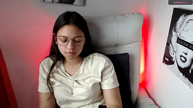 Snapshot of SamanthaRoldaan chatting on 02.06.25 SamanthaRoldaan online show from 02.06.25