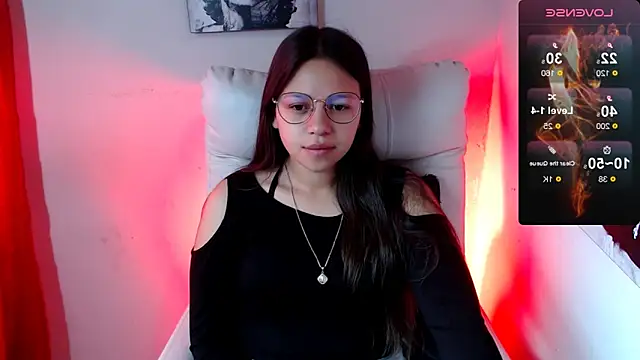 Snapshot of SamanthaRoldaan chatting on 02.10.25 SamanthaRoldaan online show from 02.10.25