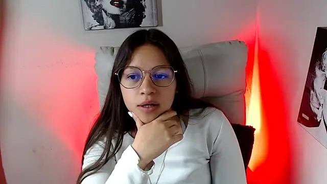 Snapshot of SamanthaRoldaan chatting on 02.11.25 SamanthaRoldaan online show from 02.11.25