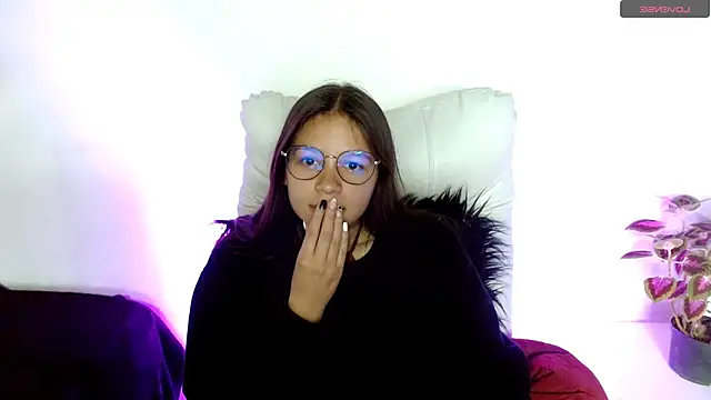 Snapshot of SamanthaRoldaan chatting on 02.14.25 SamanthaRoldaan online show from 02.14.25
