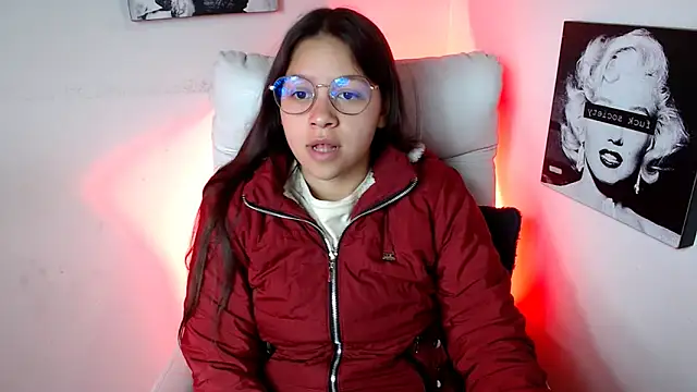 Snapshot of SamanthaRoldaan chatting on 02.27.25 SamanthaRoldaan online show from 02.27.25