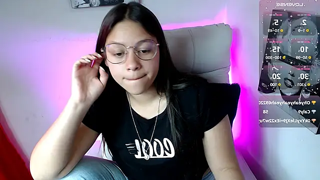 Snapshot of SamanthaRoldaan chatting on 03.01.25 SamanthaRoldaan online show from 03.01.25