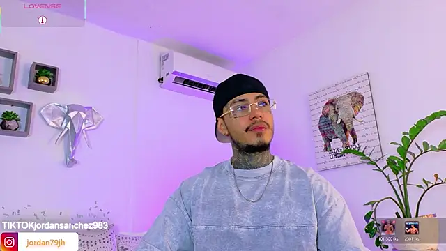 JordanSmiith  online show from 06.10.26