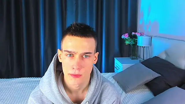 Snapshot of Kevin_Kesi chatting on 02.05.25 Kevin Kesi online show from 02.05.25