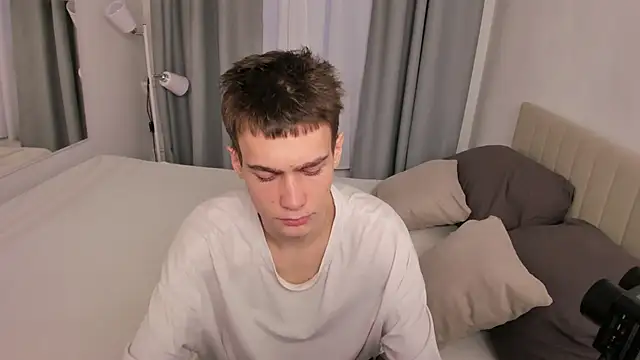 Kevin Kesi online show from 11.23.25