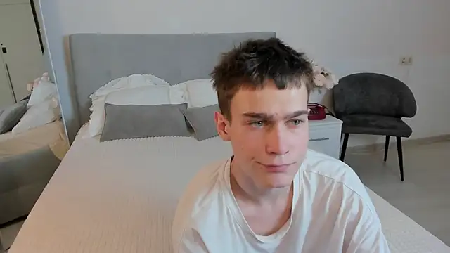 Kevin Kesi online show from 11.24.25