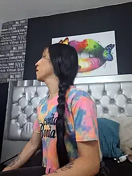 Snapshot of _nicolehotshemale chatting on 01.17.25 nicolehotshemale online show from 01.17.25