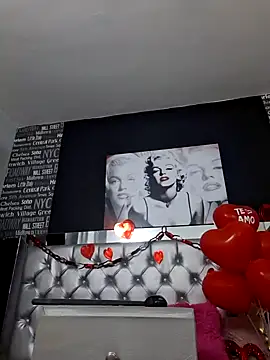 Snapshot of _nicolehotshemale chatting on 02.04.25 nicolehotshemale online show from 02.04.25
