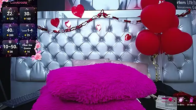 Snapshot of _nicolehotshemale chatting on 02.12.25 nicolehotshemale online show from 02.12.25
