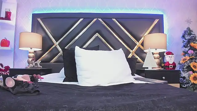 AdelaBrown online show from 12.17.24