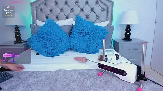 AdelaBrown online show from 12.20.24